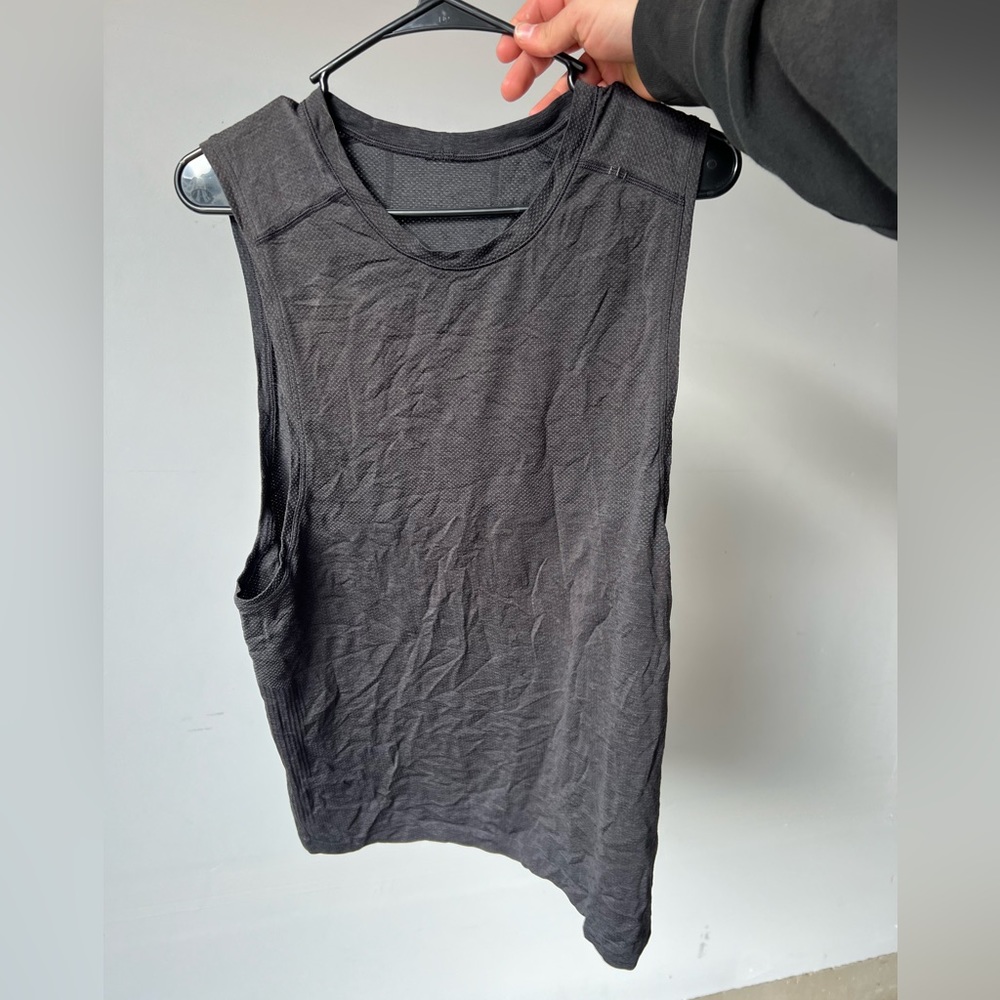 Lululemon Metal Vent Tech Sleeveless
